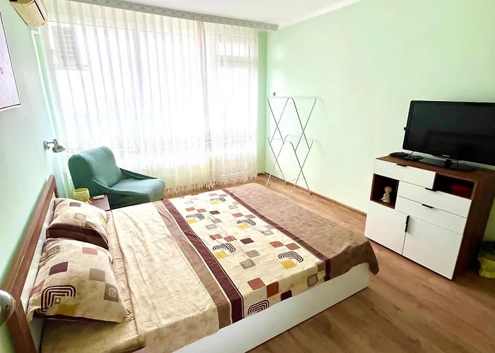 アパート Panoramaview Lazur ブルガス